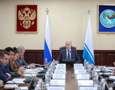 Председатель Контрольно-счетной палаты Республики Алтай принял участие в заседании комиссии по бюджетным проектировкам